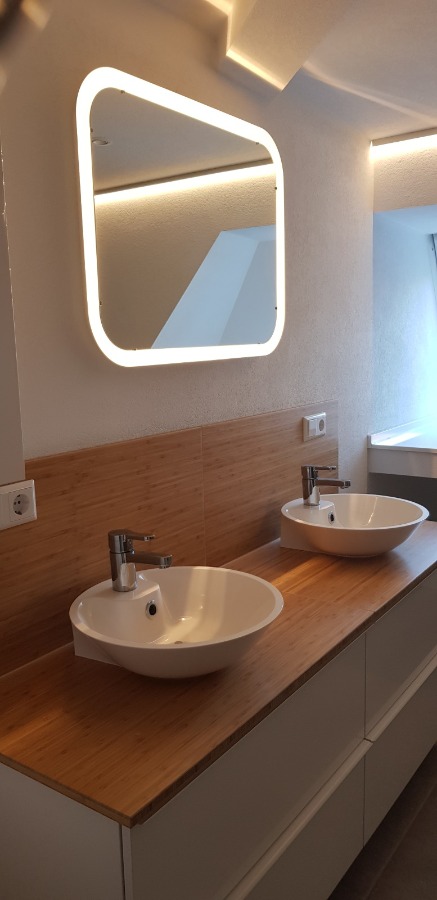 modernes hochwertiges Bad Dachgeschosswohnung Stuttgart