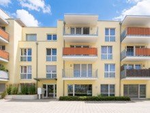 Haupteingang 3 Zimmer-Wohnung mit Wintergarten und TG Stellplatz - im Zentrum von Bonlanden