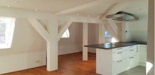 Hauptbild Kernsanierte 3,5-Zi.- DG Wohnung im Stuttgart Heusteigviertel