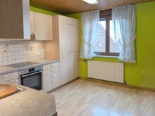 1. OG K�che mit Raum f�r einen Essplatz Zweifamilienhaus mit Garten und Garagen-Highlight in Plieningen