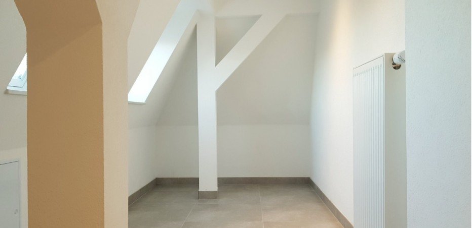 Raum f�r Homeoffice Dachgeschosswohnung Stuttgart