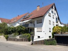 Ansicht Sonnige 2 Zimmer-Wohnung mit Balkon und Au�enstellplatz in L.-E.